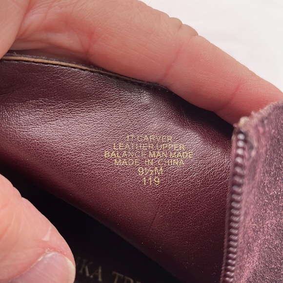 Ivanka Trump Carver Dark Red Suede Ankle Bootie Size 9.5. MCA2468E - Picture 9 of 9